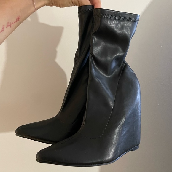 ASOS Black Boots - Picture 4 of 6
